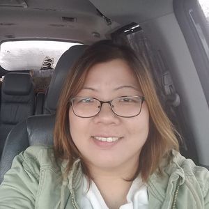 Meet your Posher, Lily